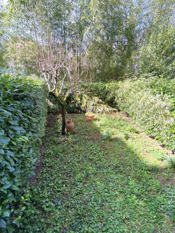 casa indipendente in vendita a Fabriano