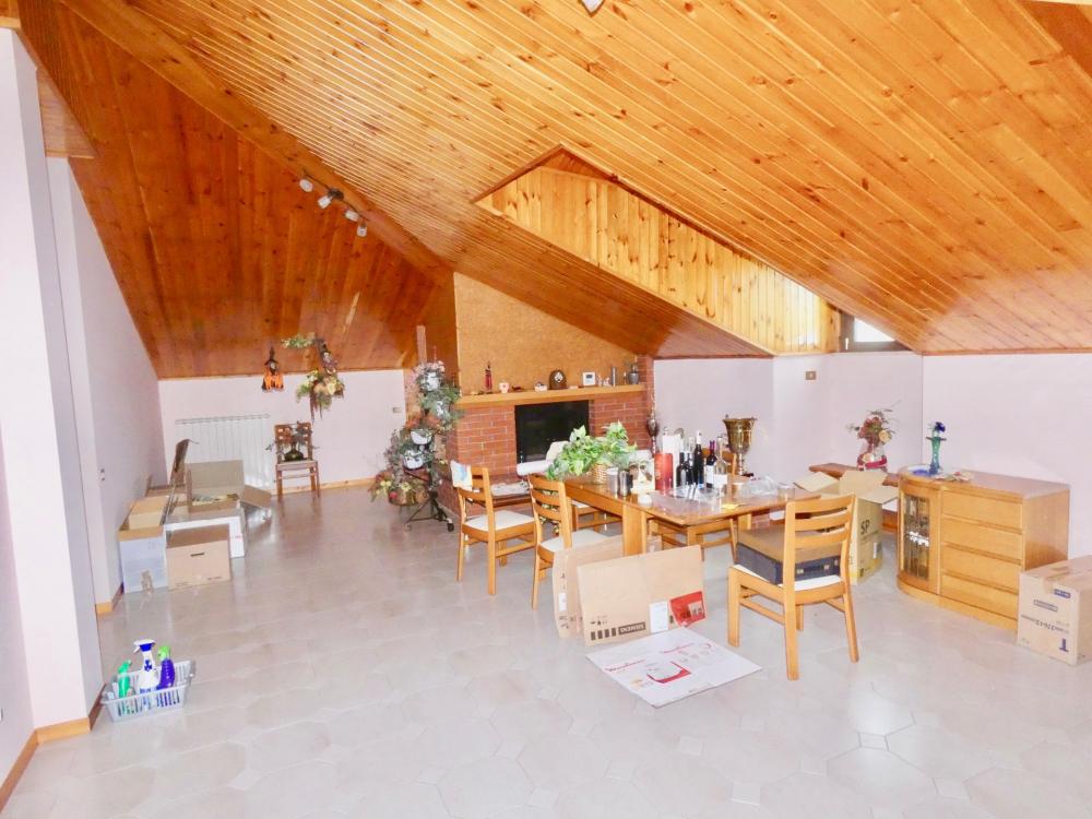 appartamento in vendita a Fabriano