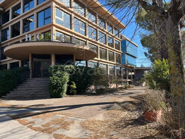 negozio in vendita a Fabriano