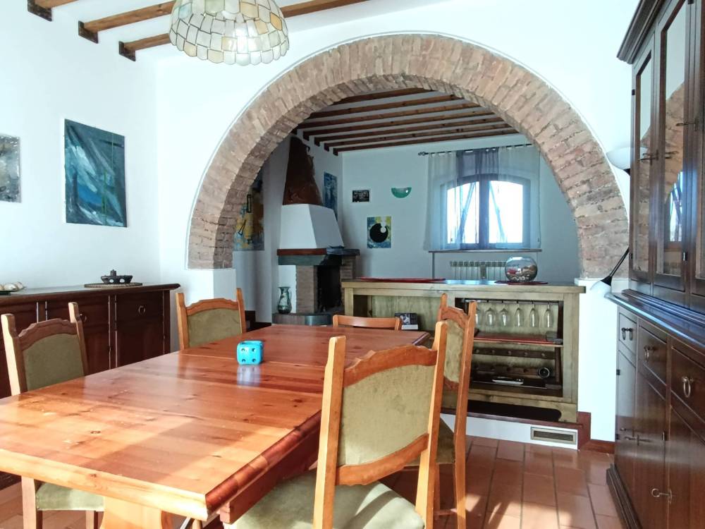 casa indipendente in vendita a Fabriano in zona Melano
