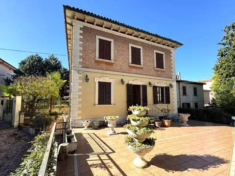 casa semindipendente in vendita a Fabriano