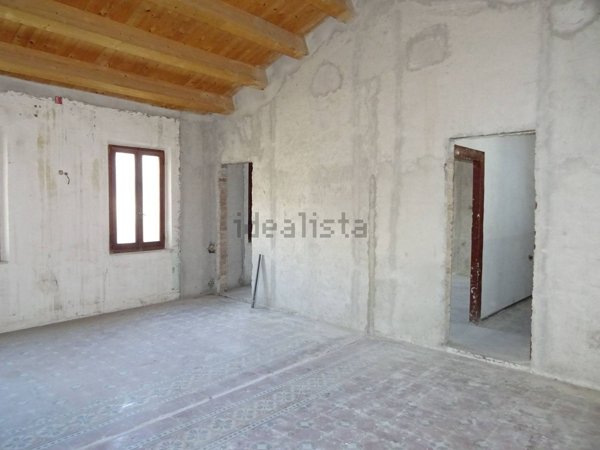 appartamento in vendita a Fabriano