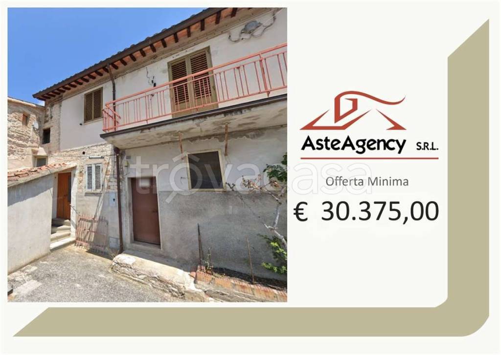 appartamento in vendita a Fabriano in zona Nebbiano