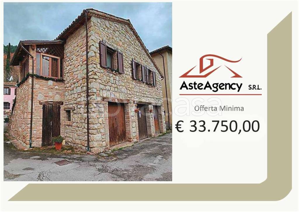 appartamento in vendita a Fabriano in zona Paterno