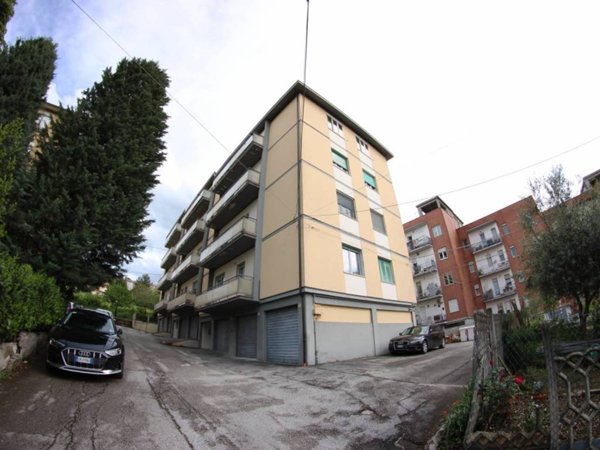 appartamento in vendita a Fabriano