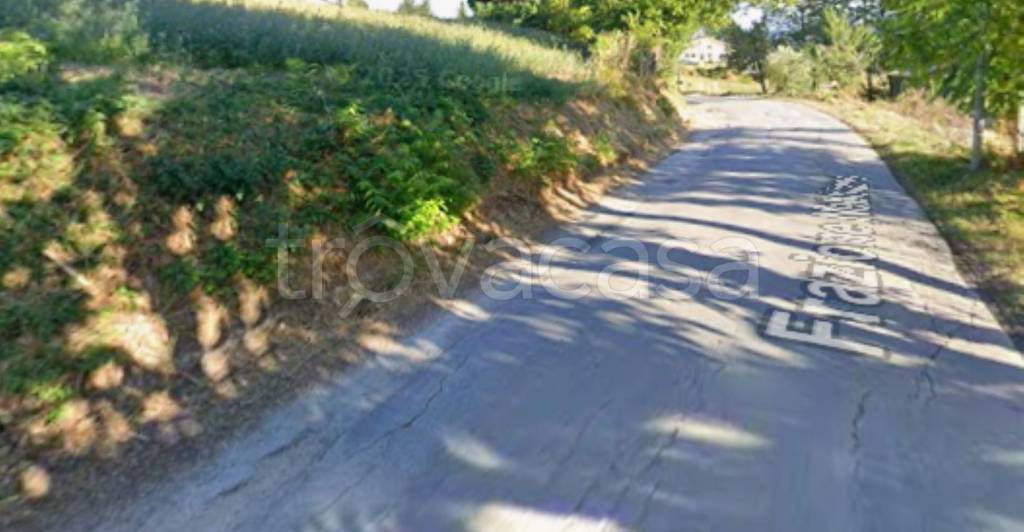 appartamento in vendita a Fabriano in zona Nebbiano