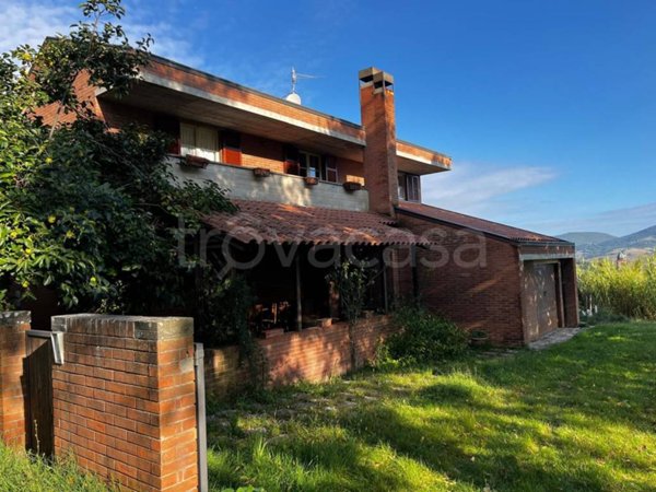 appartamento in vendita a Fabriano in zona Marischio