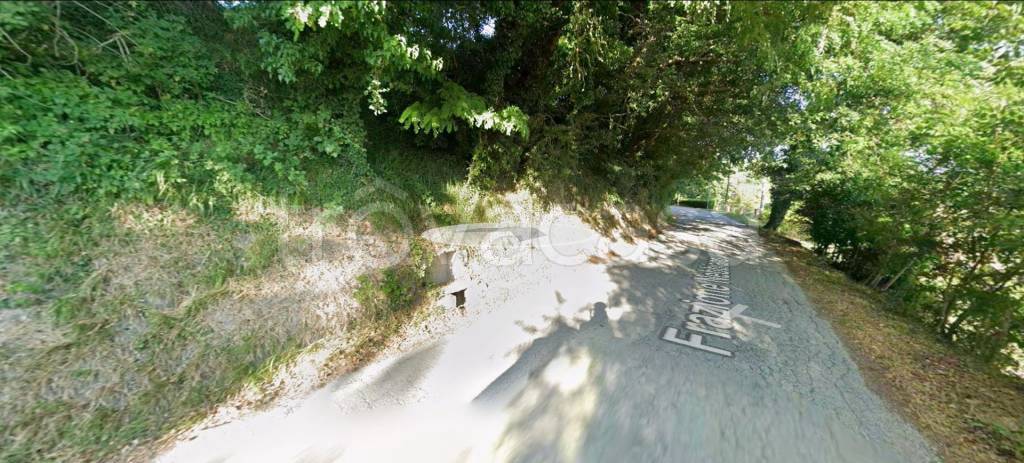 appartamento in vendita a Fabriano in zona Nebbiano