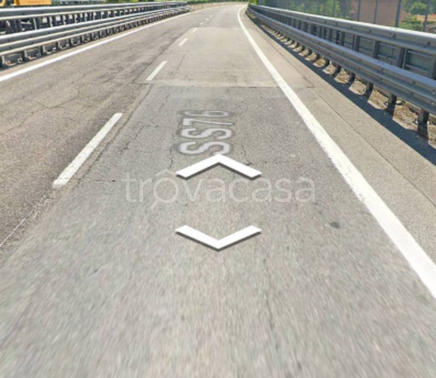 terreno edificabile in vendita a Fabriano in zona Rocchetta