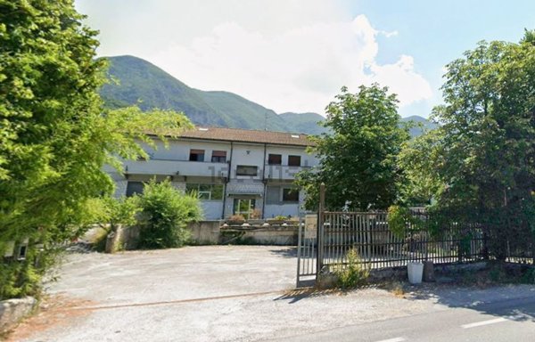 terreno edificabile in vendita a Fabriano in zona Borgo Tufico