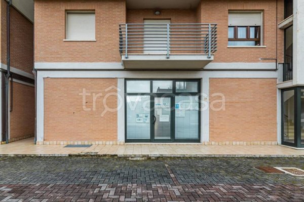 negozio in vendita a Fabriano