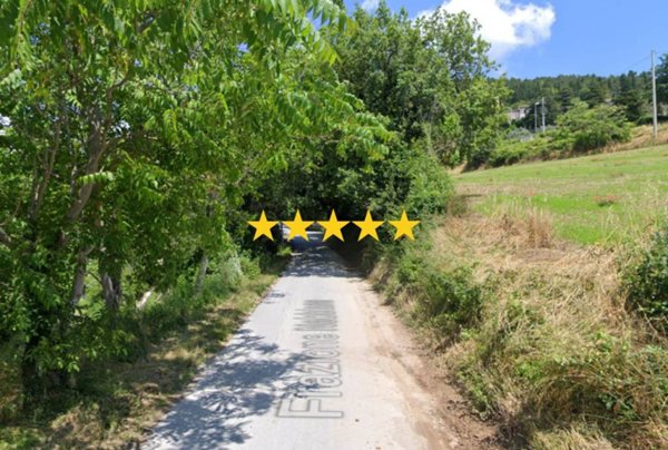 appartamento in vendita a Fabriano in zona Nebbiano