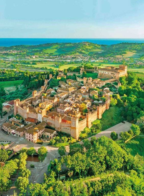 negozio in vendita a Fabriano