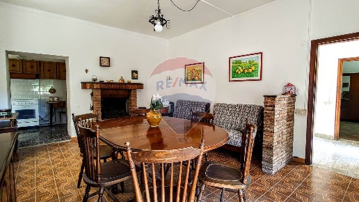 casa indipendente in vendita a Fabriano in zona Sant'Elia