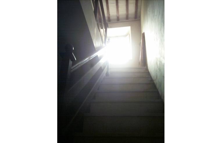 intera palazzina in vendita a Fabriano in zona Varano