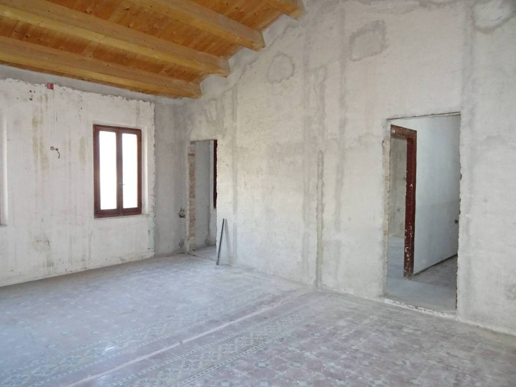 appartamento in vendita a Fabriano