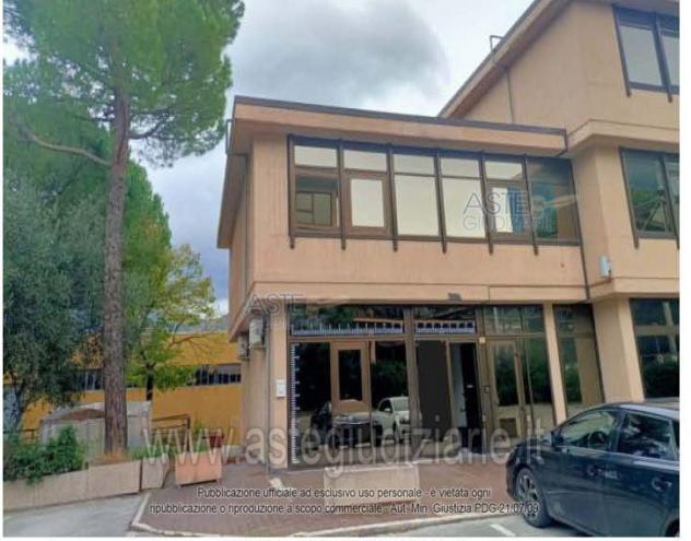 ufficio in vendita a Fabriano