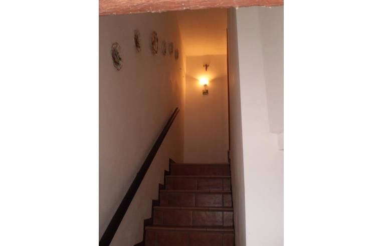 casa indipendente in vendita a Fabriano in zona Bastia