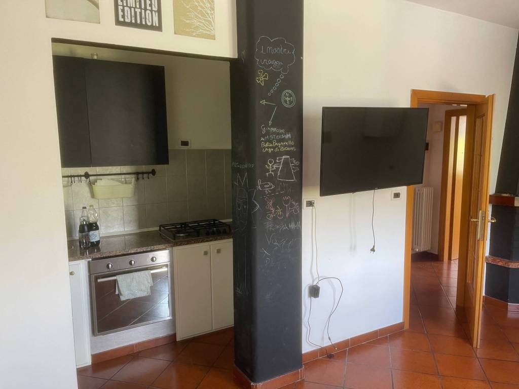 appartamento in vendita a Fabriano in zona Moscano