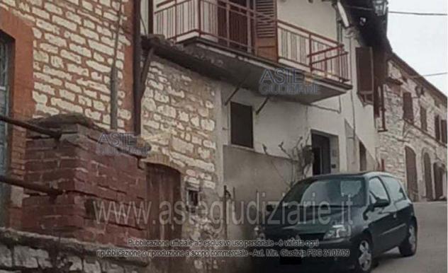 terreno edificabile in vendita a Fabriano in zona Nebbiano