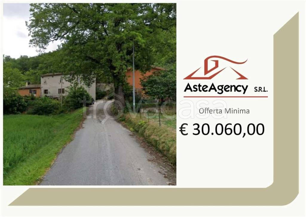 appartamento in vendita a Fabriano in zona Varano