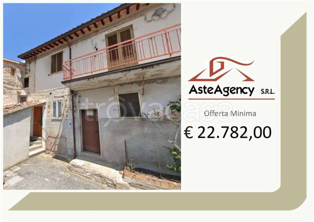 appartamento in vendita a Fabriano in zona Nebbiano