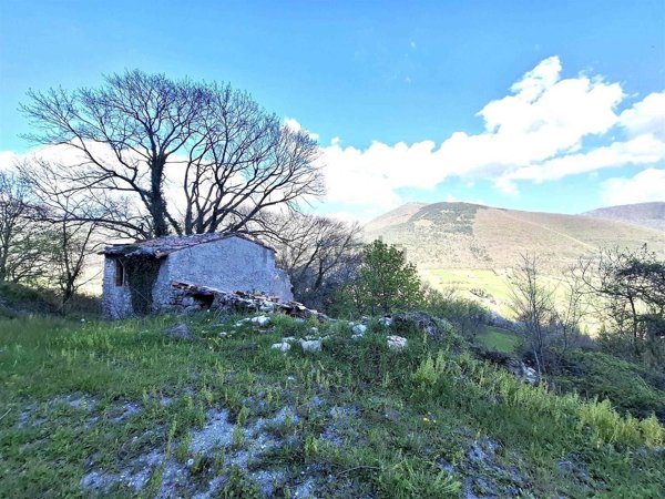 appartamento in vendita a Fabriano in zona Campodonico