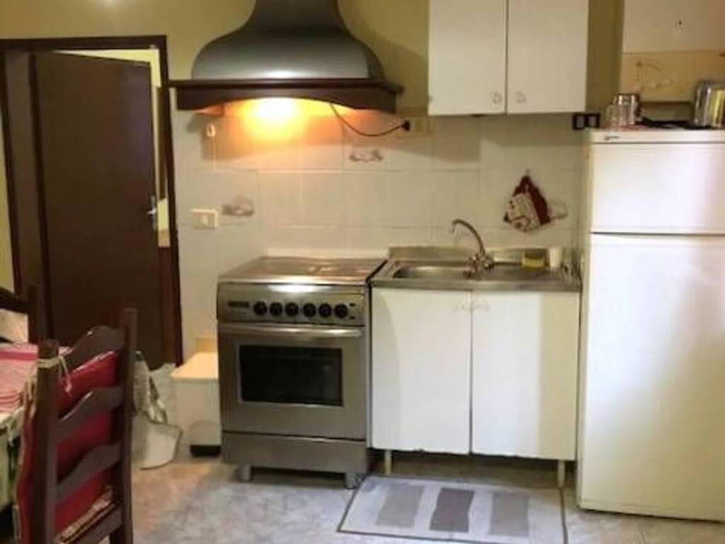 casa indipendente in vendita a Fabriano