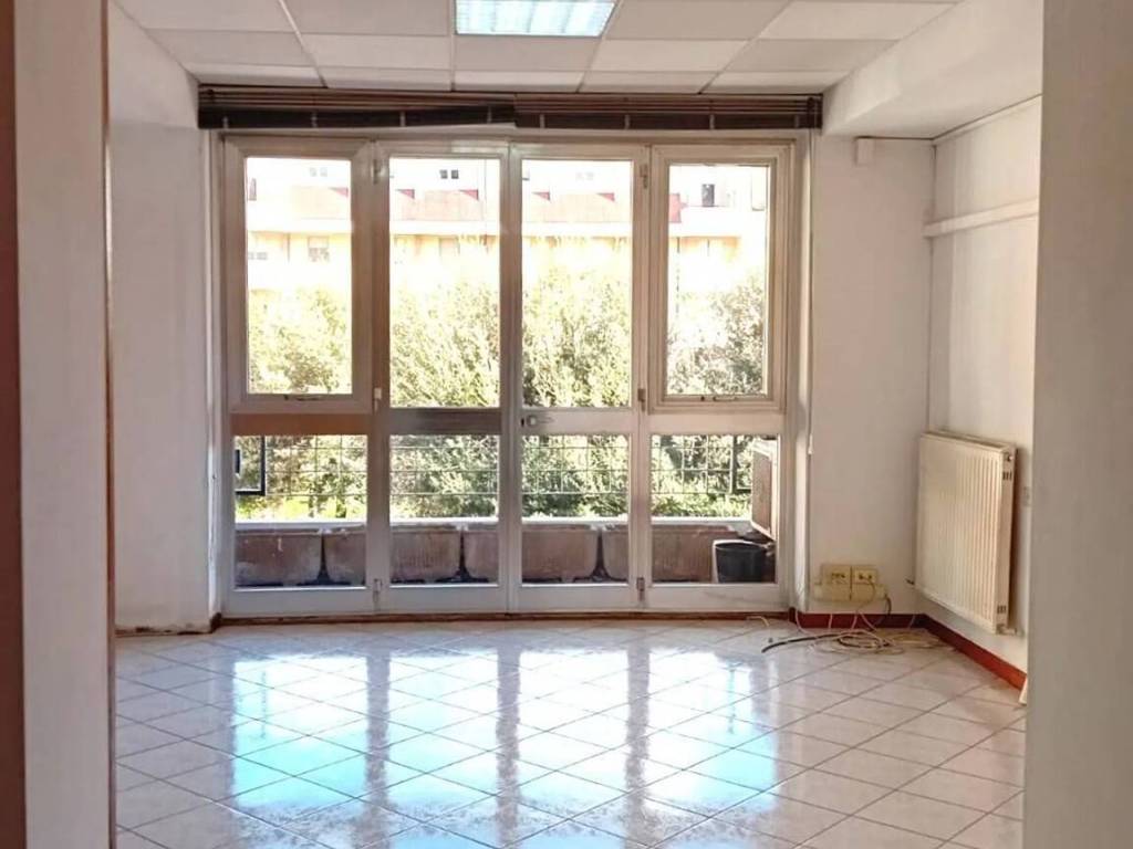 ufficio in vendita a Fabriano
