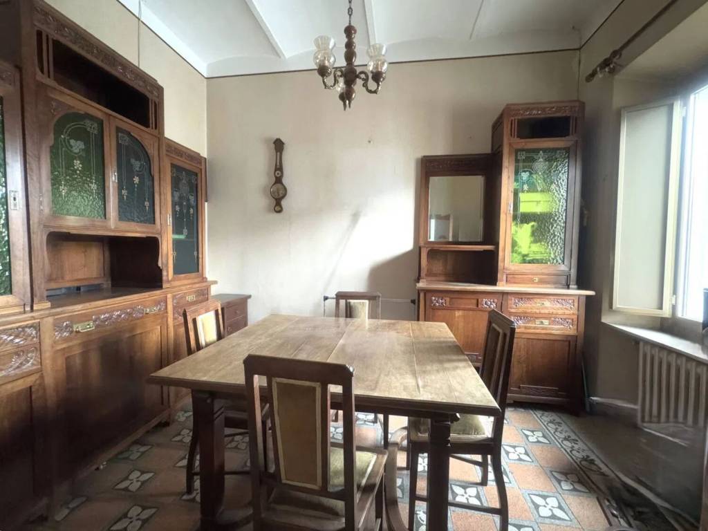 casa indipendente in vendita a Fabriano