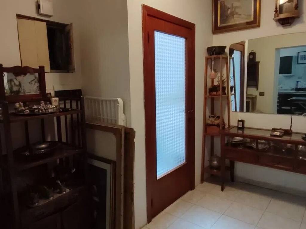 casa indipendente in vendita a Fabriano