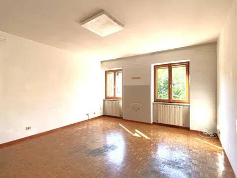 ufficio in vendita a Fabriano