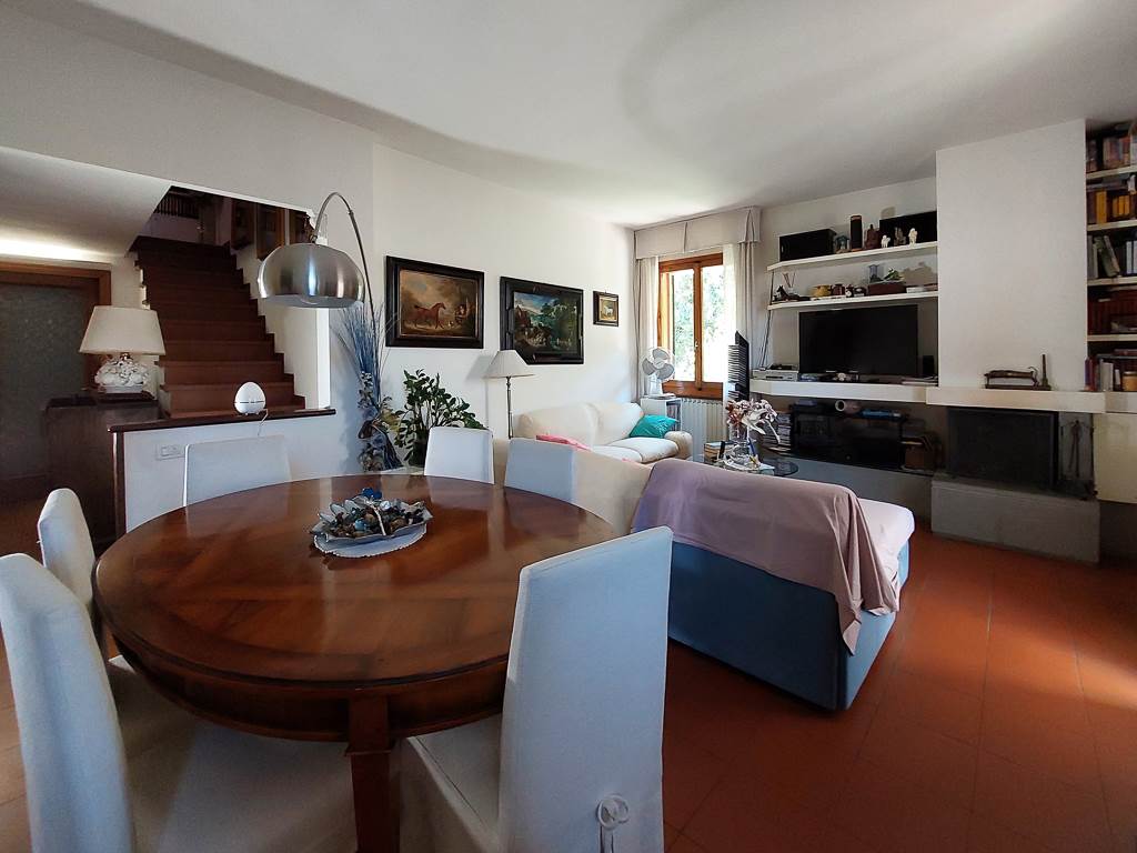 appartamento in vendita a Fabriano in zona Vallina