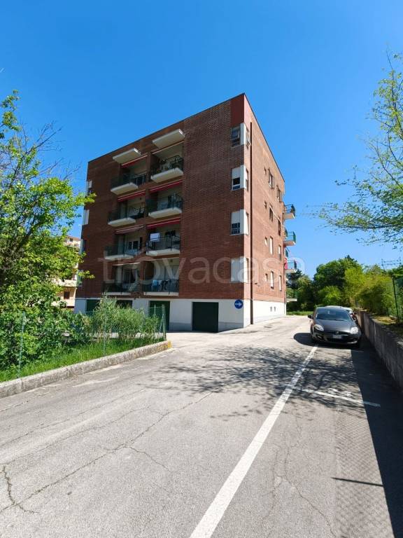 appartamento in vendita a Fabriano