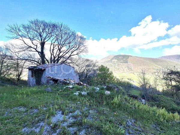 appartamento in vendita a Fabriano in zona Campodonico