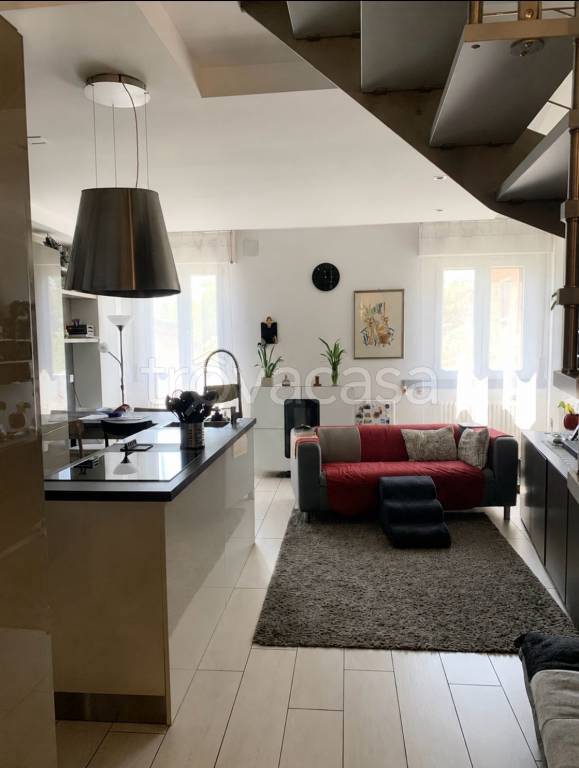 casa indipendente in vendita a Fabriano in zona San Michele