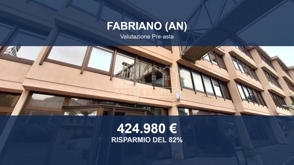 negozio in vendita a Fabriano