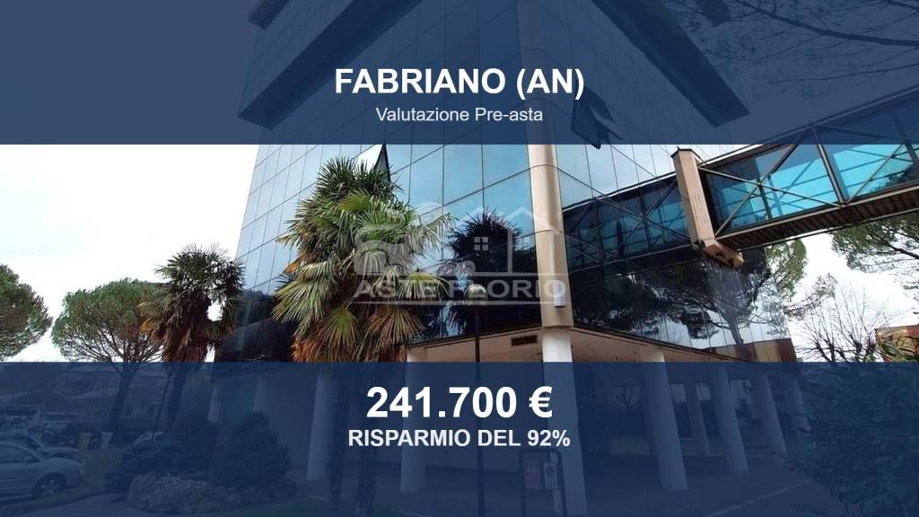 negozio in vendita a Fabriano