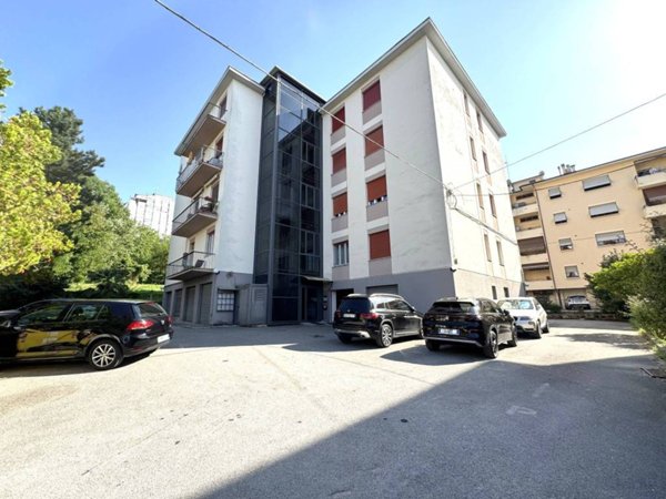 appartamento in vendita a Fabriano
