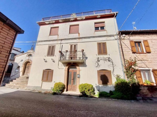 appartamento in vendita a Fabriano