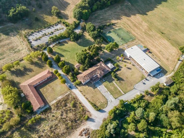 negozio in vendita a Fabriano