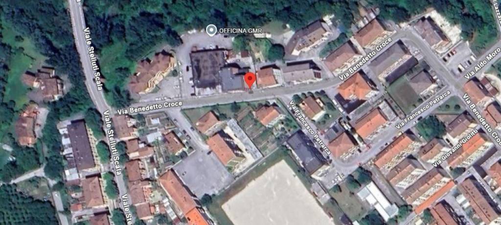 locale commerciale in vendita a Fabriano