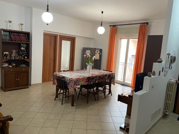 appartamento in vendita a Falconara Marittima in zona Castelferretti