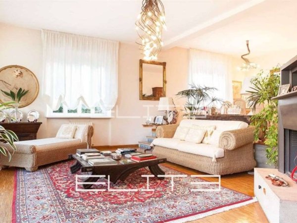 casa indipendente in vendita a Falconara Marittima