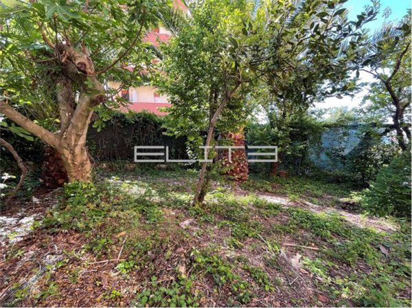 appartamento in vendita a Falconara Marittima in zona Palombina Vecchia