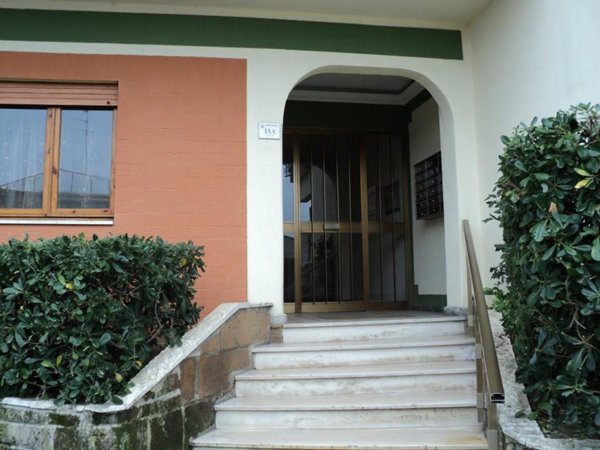 appartamento in vendita a Falconara Marittima in zona Palombina Vecchia