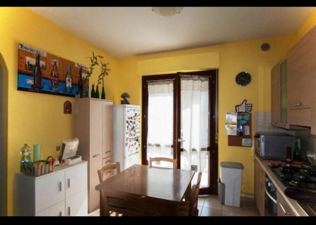 appartamento in vendita a Falconara Marittima in zona Castelferretti
