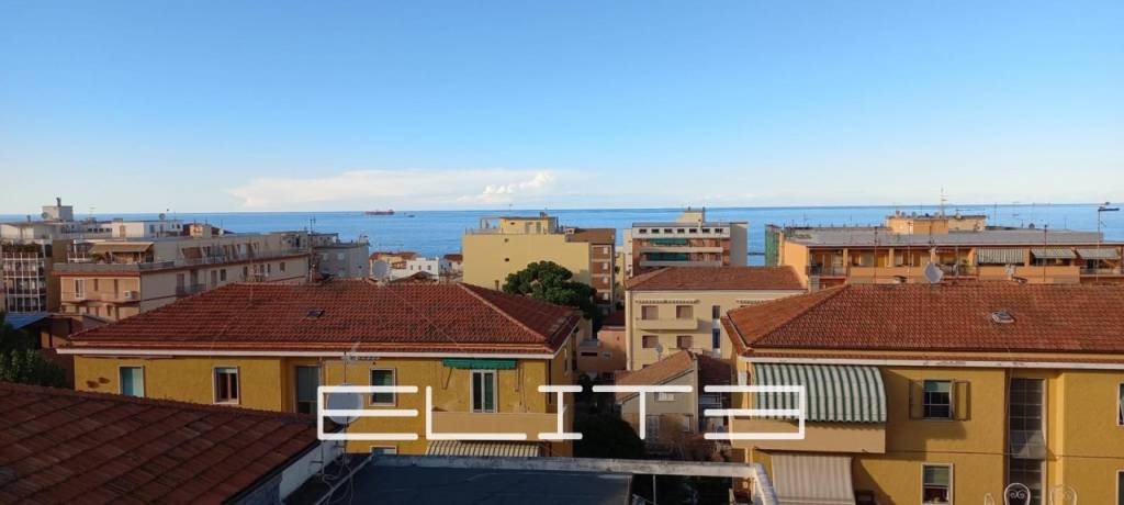appartamento in vendita a Falconara Marittima