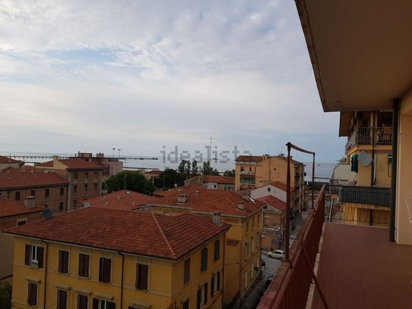 appartamento in vendita a Falconara Marittima