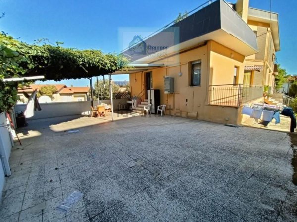 appartamento in vendita a Falconara Marittima